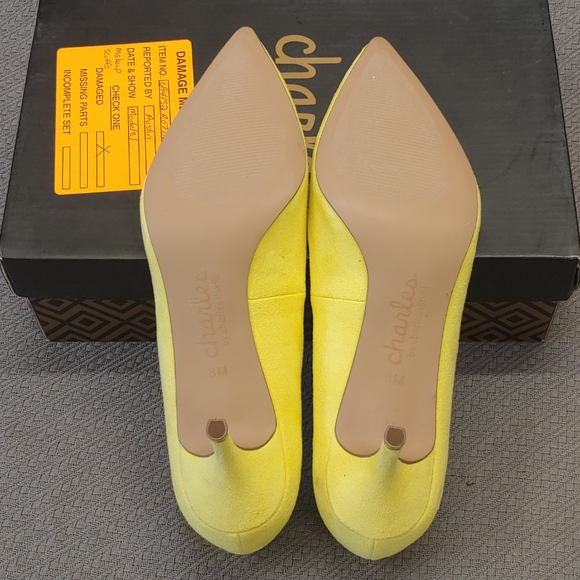 Charles David Angelica  Pump Light Yellow -8 - Picture 5 of 13